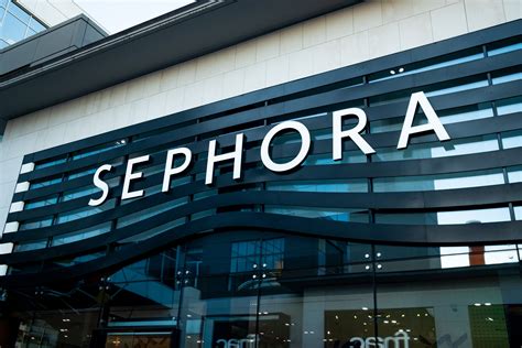 sephora corporate social responsibility.